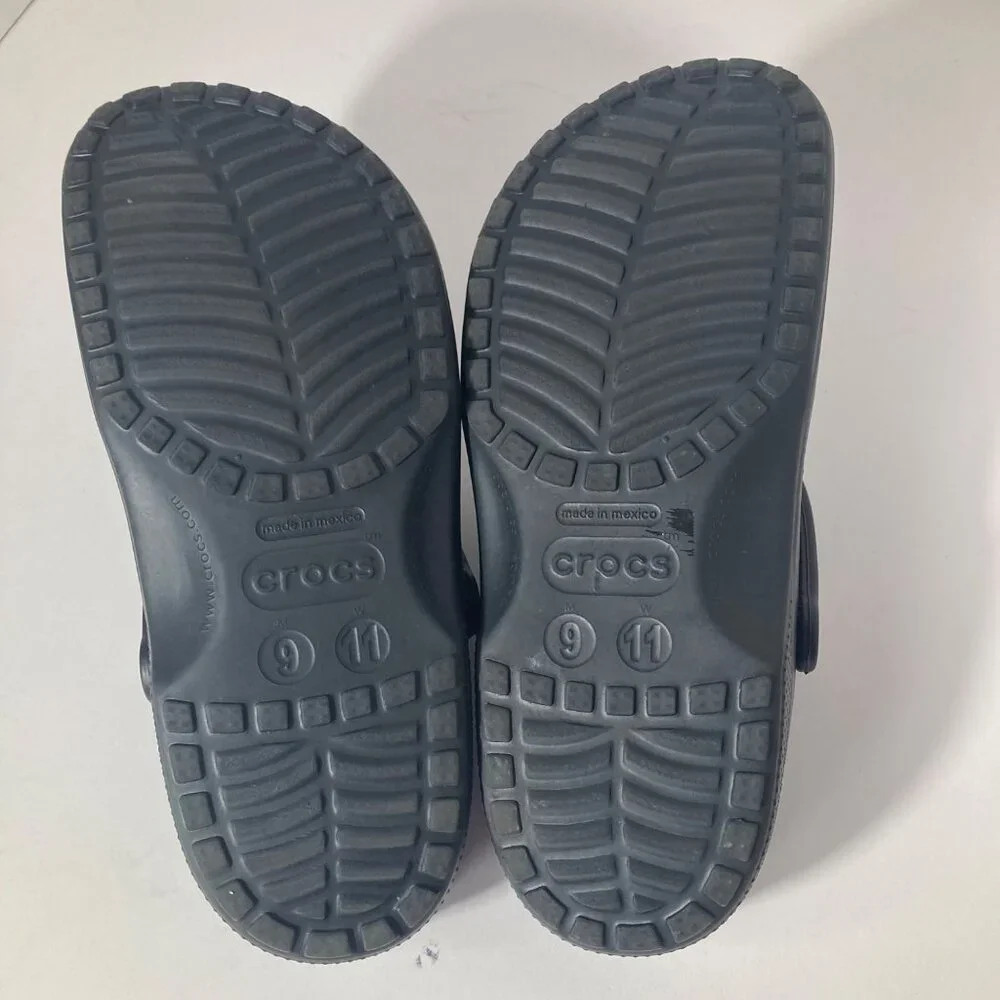 Unisex Classic‎ Crocs Black M9 W11